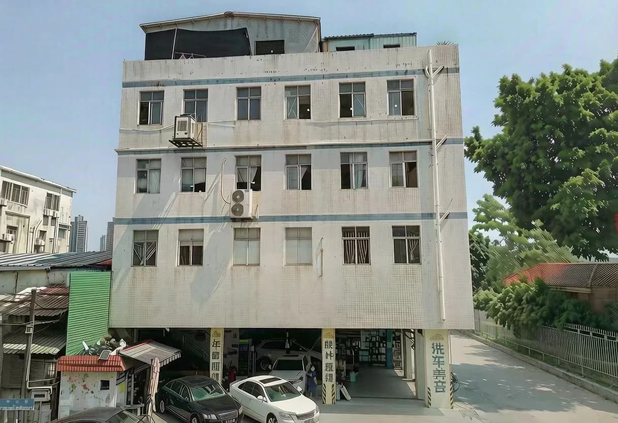 Exterior view of the LGF Apparel workshop building in Guangzhou